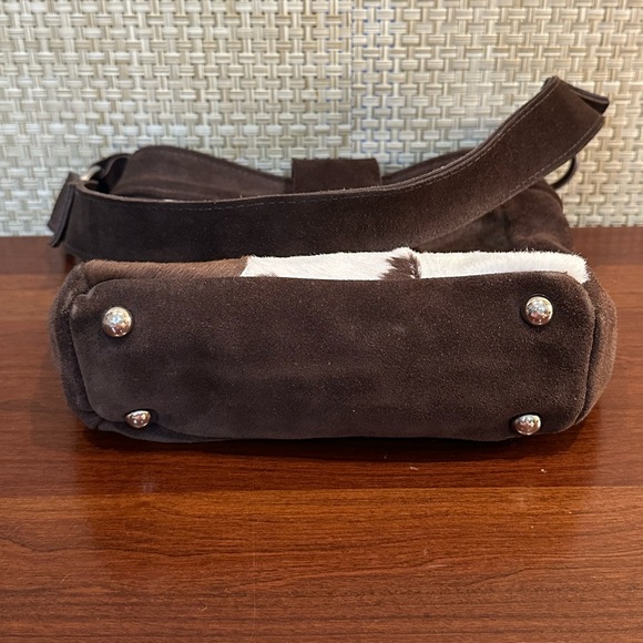 🌟HP🌟VTG 1970s-80s Dark Brown Mod Suede Pony Shoulder Bag w/ Calf Hair-On Hide - Picture 14 of 16